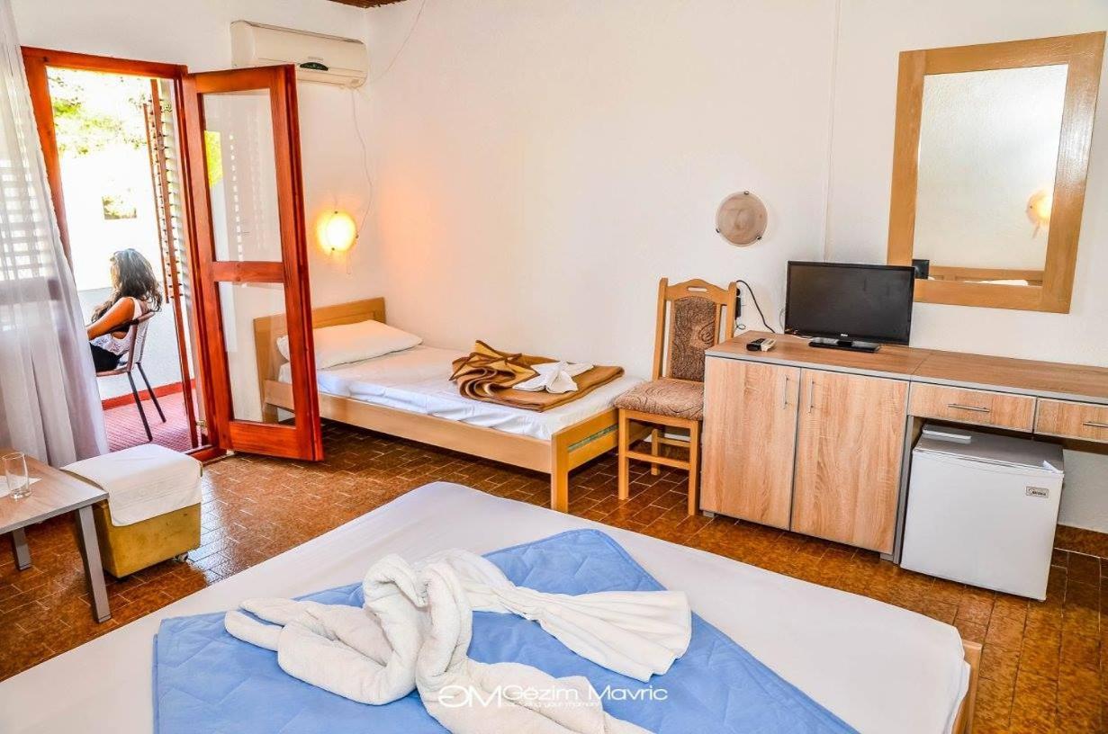 Hotel Fkk Ada Bojana Ulcinj Esterno foto