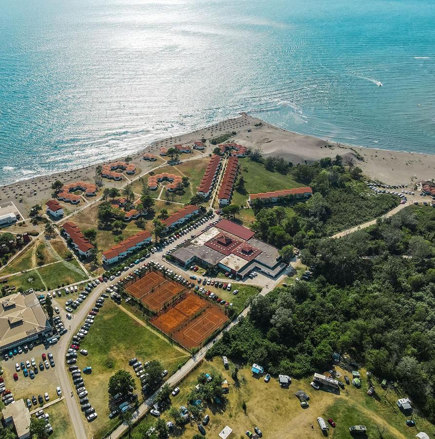 Hotel Fkk Ada Bojana Ulcinj Esterno foto