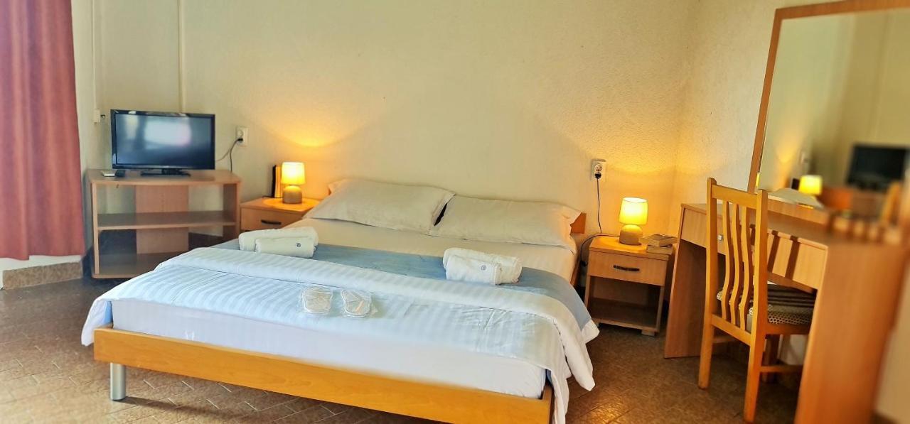 Hotel Fkk Ada Bojana Ulcinj Esterno foto