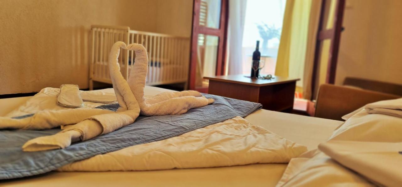 Hotel Fkk Ada Bojana Ulcinj Esterno foto