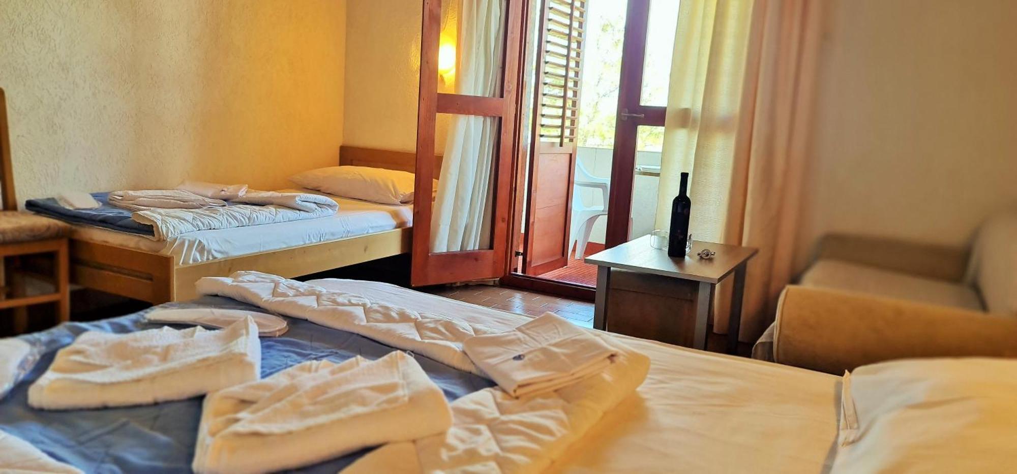 Hotel Fkk Ada Bojana Ulcinj Esterno foto